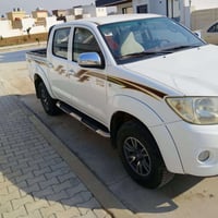 هايلوكس • ٢٠٠٩ • ٣٣٠٠٠٠ كم