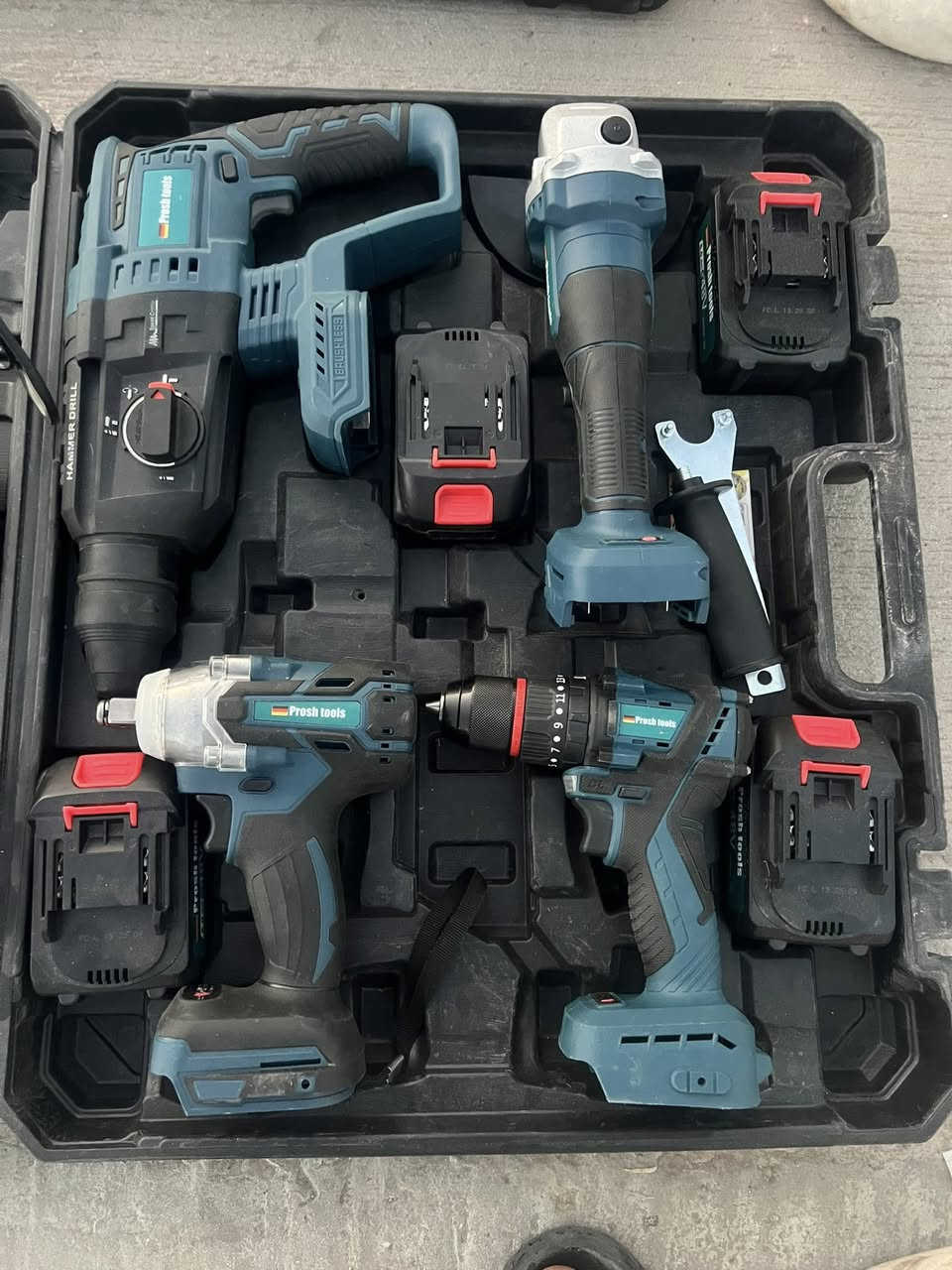 غراض للبيع نظيفات كلمن وسعره ***********
