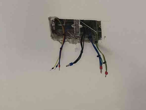 كادر متكامل خلفات وعمال مع وسيله نقل العمل داخل بغداد فقط
تاسيسات كهربائيه عامه صيانه الاعطال الكهربائيه قرائه وتنفيذ المخططات الهندسيه  تسليك تقفيل فتنك حفر نزالات كافه الاعمال الكهربائيه  للتواصل
***********
***********
