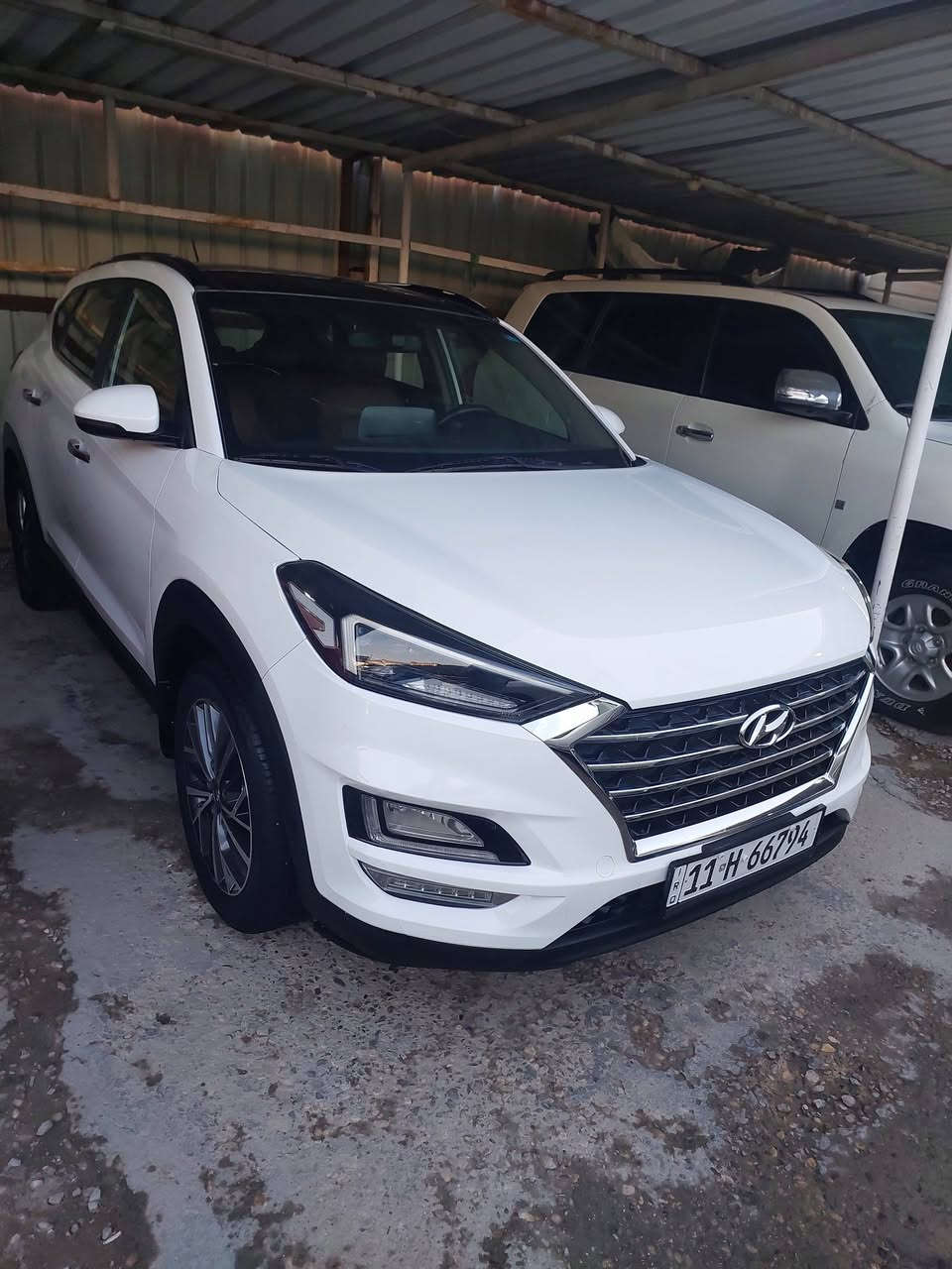 سلام عليكم توسان 2020 بيها باردات ماشيه 117 مكفول من صبغ سياره فول موصفات وباسمي  *********** باي وقت الاتصال
