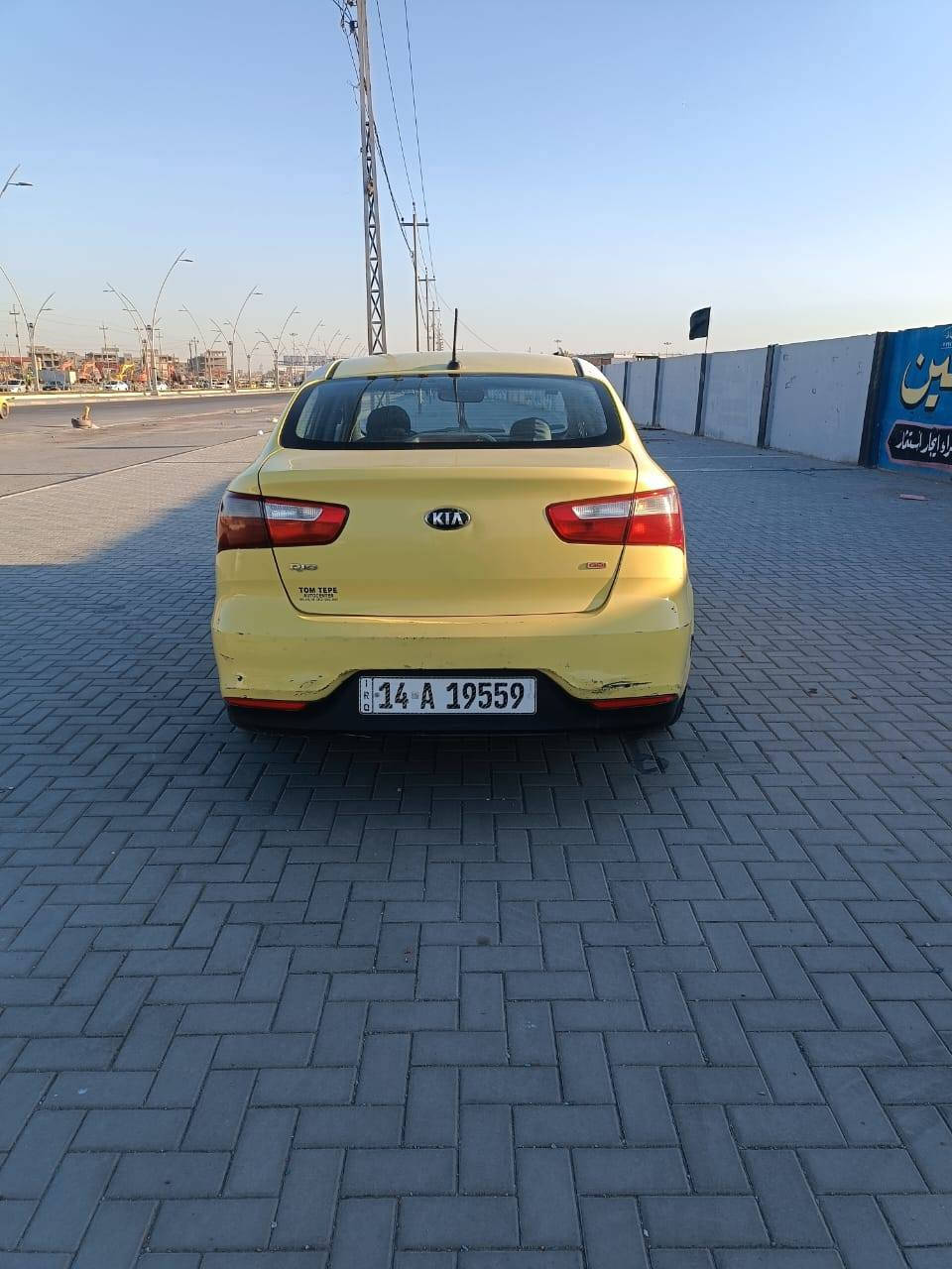 للبيع سيارة ريو موديل 2016 وارد أمريكي رقم بصره نگليزي  خصوصي بسمي مكاني الزبير وهذا رقمي *********** سعر 72 ابو الخصيب, البصرة
