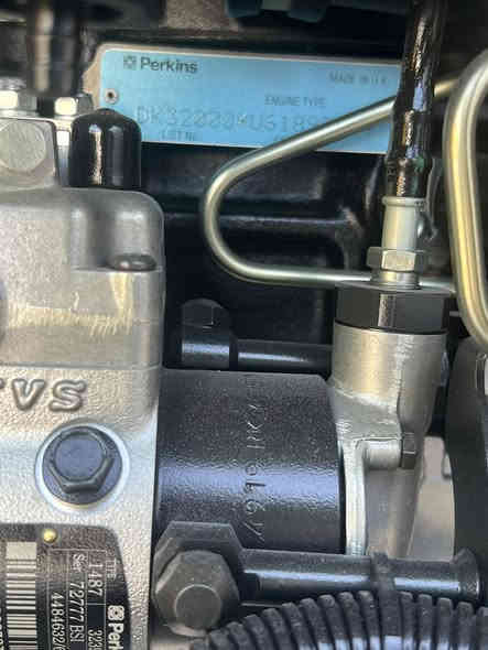 السلام عليكم.                                                 توفرت مولدات بيركنز انكليزي اصلي كافة الاحجام من 20 كيفي الى 2000 كيفي 
رأس توليد لوري سومير فرنسي 
كاتم مستورد بنسبة عزل 85٪ 
كاتم محلي بنسبه عزل 95٪
شاشة حماية ديبسي انكليزية 
ضمان حقيقي سنة او الف ساعة عمل ايهما اقرب 
نظام اوتو 
وبشهادة منشئ مصدقة من السفارة العراقية في بلد المنشئ 

توصيل داخل بغداد مجاني 
ويوجد توصيل لكافة المحافظات 

العنوان الكراده شارع 62
للاستفسار عن الاسعار 
مراسلة الصفحة 
او الاتصال على الرقم التالي ***********
