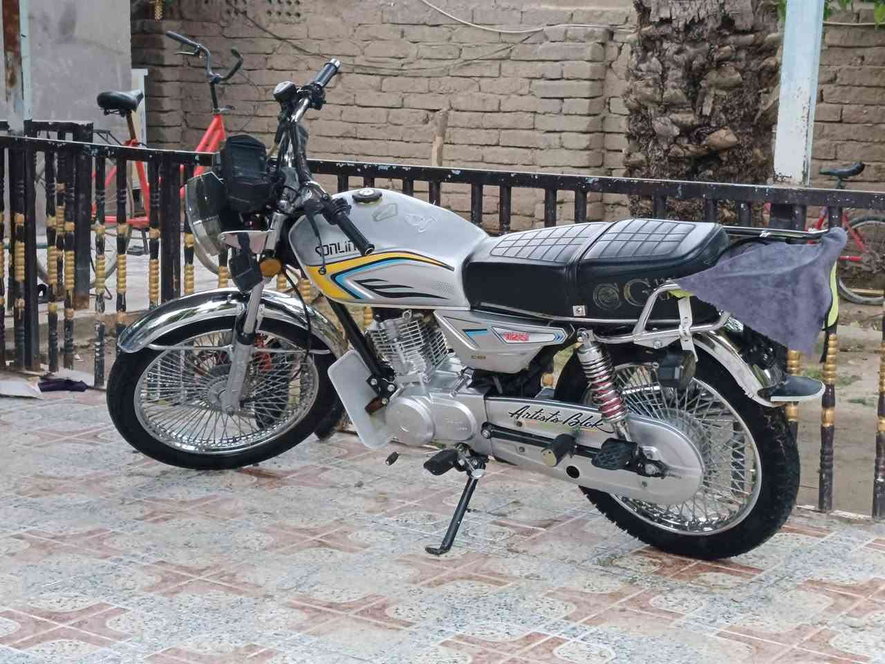 سلام عليكم تايكر سونك موديل ٢٤ البيع مكفوله اوراق مراوس بسيفان ترهم


**إذا كنت صاحب هذا الإعلان وتريد حذفه لأي سبب، رجاءا أرسل رسالة إلى الدعم الفني**