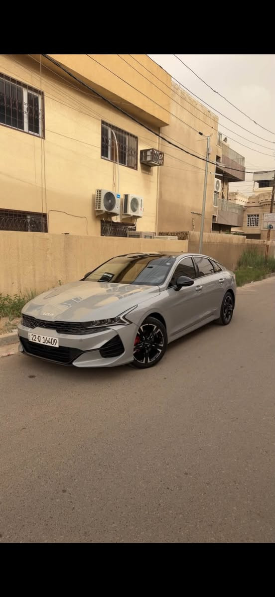 السلام عليكم كي فايف موديل 2023  اربيل .جي تي لاين 1600 تيربو فول بانوراما بصمه جلد احمر هاند بريك دكمه شحن لاسلكي نظام مانع انصدام امامي تشغيل عن بعد  سياقه ذاتيه أربع وضعيات قياده تو ويل المرغوب ماشيه 50 الف  الضرر بنيد وجاملغ خلفي بدون دواخل بدون ايرباك حادث سطحي  معروضه 173وبيه مجال بسيط جداً  ورجاءً كلشي موجود بل سوك للاستفسار *********** مكان سياره بغداد حي العدل
