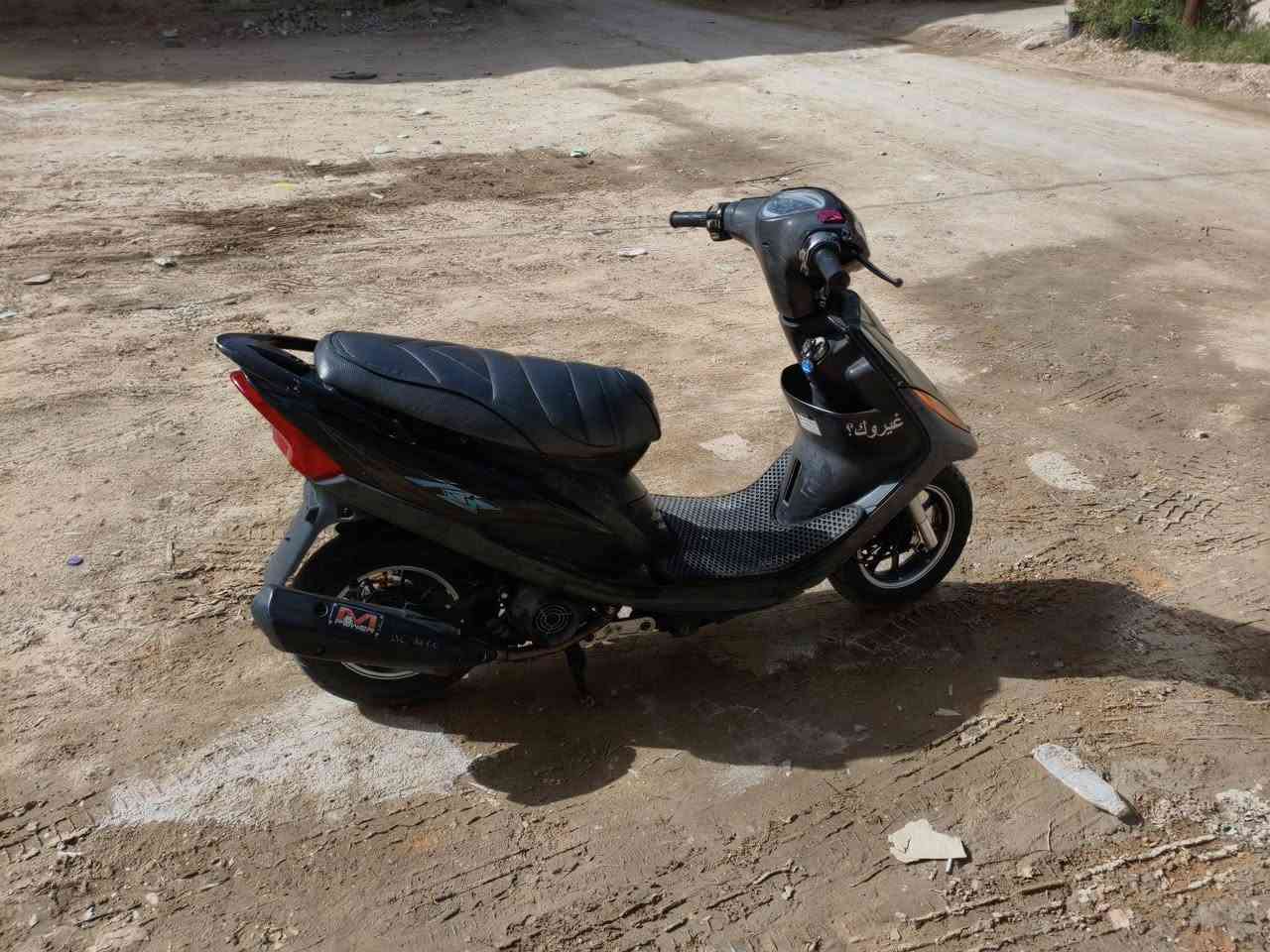 سلام عليكم ماكس عدله لبيع ٤٩ بلاد ما مفتوحه
بيها دزويد خارجي بس درجة مولحه 
بيها صدر  
بيها فج 
كلجات رياضي 
صالصنه صجميه 
اشاير اربع ولف 
كشن أربع ولف 
ويل مشيف 
شيال بيها درجة بيها نصبه كلش حلوه شراي يتصل أو يراسلني وتساب *********** ما بيها اي نقص
