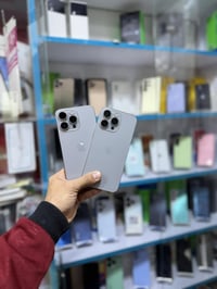 آيفون ١٥ برو ماكس • ٢٥٦ • بطارية ٨٧