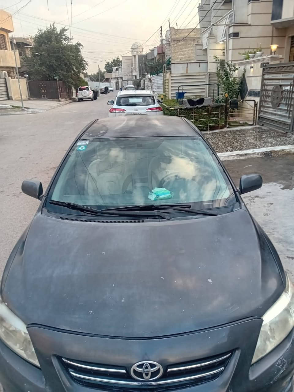 السلام عليكم 🤚  مكلف بلنشر اخوان
كورلا موديل 2009  امريكيه  بيها قطع صبع بدون دواخل كير مكينه خير وبركه تدفئه تبريد تخم تاير صدر امامي وخلفي لوك داخلها نضيف كلش البدي جارد السياره جاهزه على اخر حبايه 
وفديو توضيحي لخارج السياره مع الصور مكاني حي الجهاد الضباط السعر 83 وبيها مجال بسيط ,***********
