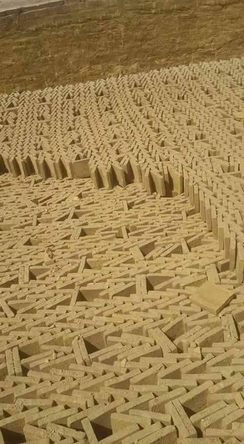 معمل فرشي درجة اولئ واصل جميع المحافظات شرط النوعية والعدد حسب الكمية والمكان الاستفسار أو واتساب *********** أو  ***********
