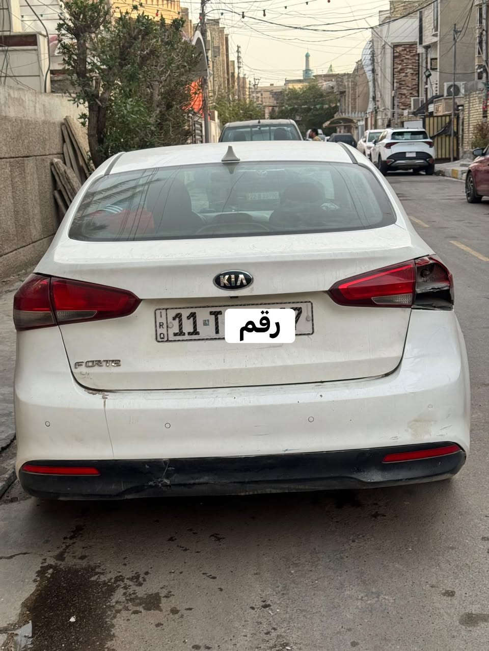 السلام عليكم كيا فورتي للبيع وارد امريكي مديل 2017 
حادثه حوض وجنطه مصبوغه وبيها ملاحضات ماشر عليها 
تخم تاير صدر امامي خلفي جديد السياره بيها صوت بالمكينه ماشية 190 بدون ايرباك مكانها البلديات السعر 115 وبيها مجال 
*********** 
***********
