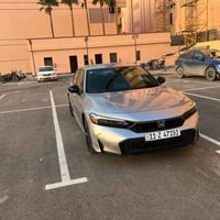 للبيع هوندا سفيك سبورت2025 حادث جاملغ الخلفي مصلح مع تبديل قبق جنطه بص...