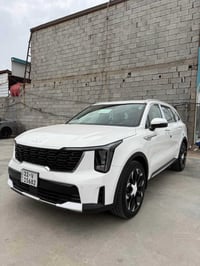 سورنتو ٢٠٢٥ • ٦ سلندر • رقم اربيل