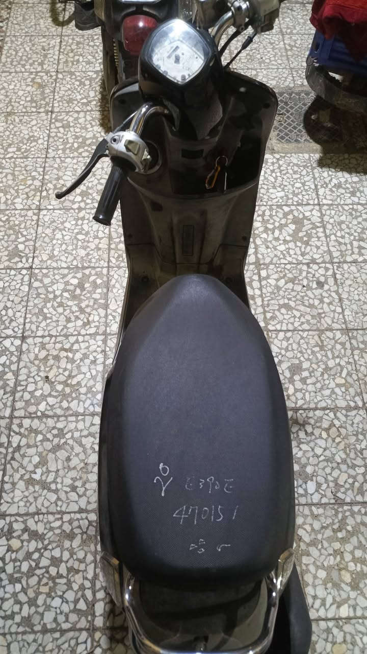 سلام عليكم دراجه للبيع ماكس بوليسي ختم واحد👍دراجه حاويه دراجه ما مفتوحة مكان دراجه نجف حي مكرمه الاستفسار على رقم. ***********
