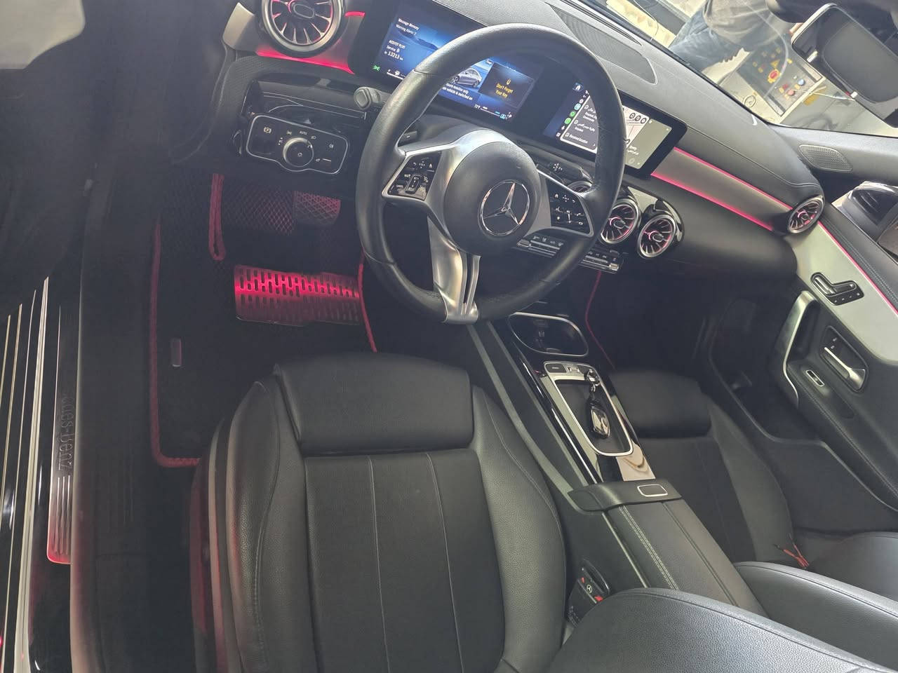 موديل 2025
ماشيه 19000كيلو

2000 تون تيربو

رادارات 360

حساسات360

فتحة بانوراما 

اوتو ستوب 

اوتو هولد 

اوتو بارك

ليد داخلي متغير 60لون 

شاحن وايرليس 

قطعتين تبريد

وارد امريكي قطعتين تبديل بلادي نفس اللون بدون صبغ جامرلغ وبنيد بدون دواخل بشرط وايرباك ستيرن راجع قطعه بلاديه

السعر جدا مناسب 

***********
