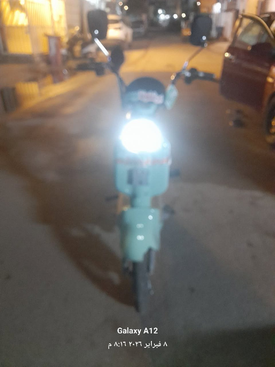 السلام عليكم دراجه شحن حجم 14 فول مواصفات 
1- بطاريات عدد4 (جدد)
2- سيوجات2
3-ملفه 800واط
4- سرعته الحقيقيه 65
5- تمشيك 30الى35 كيلو متر
6- لايت عالي ناصي اشاير يمنه يسره
7- بايدر 
بيه فقط جاملغ الامامي بي فطر ايراد تبديل عاملت عليه ب10 بل الصدريه الدراجه صار شهرين من أخذته من الشركه مستعمله قليل وبيه ضمان سنه من الشركه شحنه ايطول ساعتين بزايد مكاني بغداد السعر 225وبيه مجال دراجه جديد حيل ونضيفه الاتصال***********
