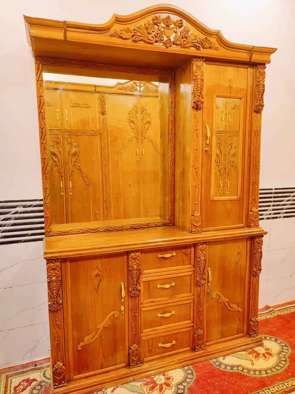 غرفه للبيع ام مسرح ام السته طابقين ملحق تزكام داخل وخارج صاج 5ملم ضهر جمبر صاج مسارح كامله زان مصري درجة اولى غرفه ضخمه كلش المكان ديوانيه حي العسكري للاتصال على هذا الرقم *********** بي واتساب *********** بي واتساب
