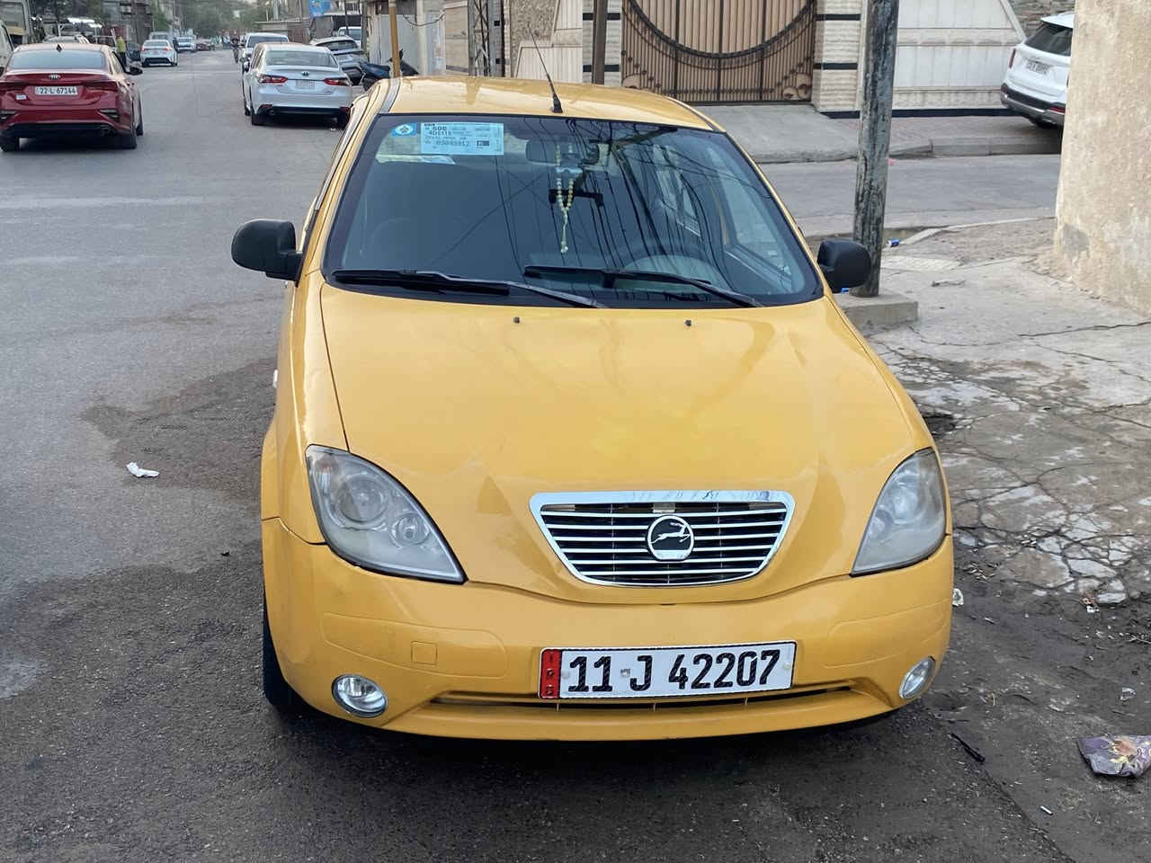 السلام عليكم سياره طيبه مديل 15 السياره مكفوله كفاله عامل كشرهة حلو مابي خياسات ومرتبه وشواصيهة بلاديات السياره رقمهة بغداد كير ومحرك كلهن بلاديات ولاتبخير ولا نضوح السياره تبريد تدفئه شغالات وبيهة شاشه وكامرات ثنين اماميه وخلفيه وعليهة ادامه قبل 5 ايام مسويهن من نوزلات وجويتر وغيرهن السياره باسمي تحويل ثاني يوم ومصفرهة هيئه وغرامات وهزه جديده السعر 42 العنوان بغداد البياع الرقم***********
