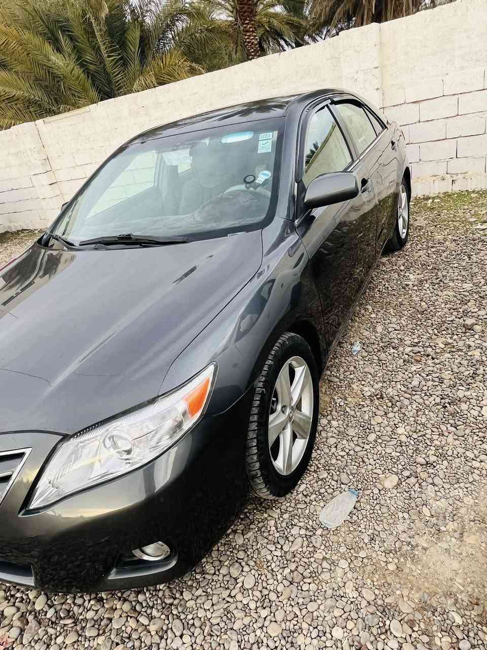 السلام عليكم 
كامري للبيع 
موديل: 2010 
وارد امريكي
فئة : LE 
اللون :تفطي
محرك: (2500) 
رقم سليمانية دولي)
سنوية 2030تحويل مباشر
محرك + گير  مكفولات 
 كشن كهربائي
تحكم ستيرن 
تبريد تدفئة شغالات 
شاشة +كاميرا خلفية
3 قطع رش  فقط بدون دواخل 
السعر: 107وبيها مجال
المكان: العلم 
***********
