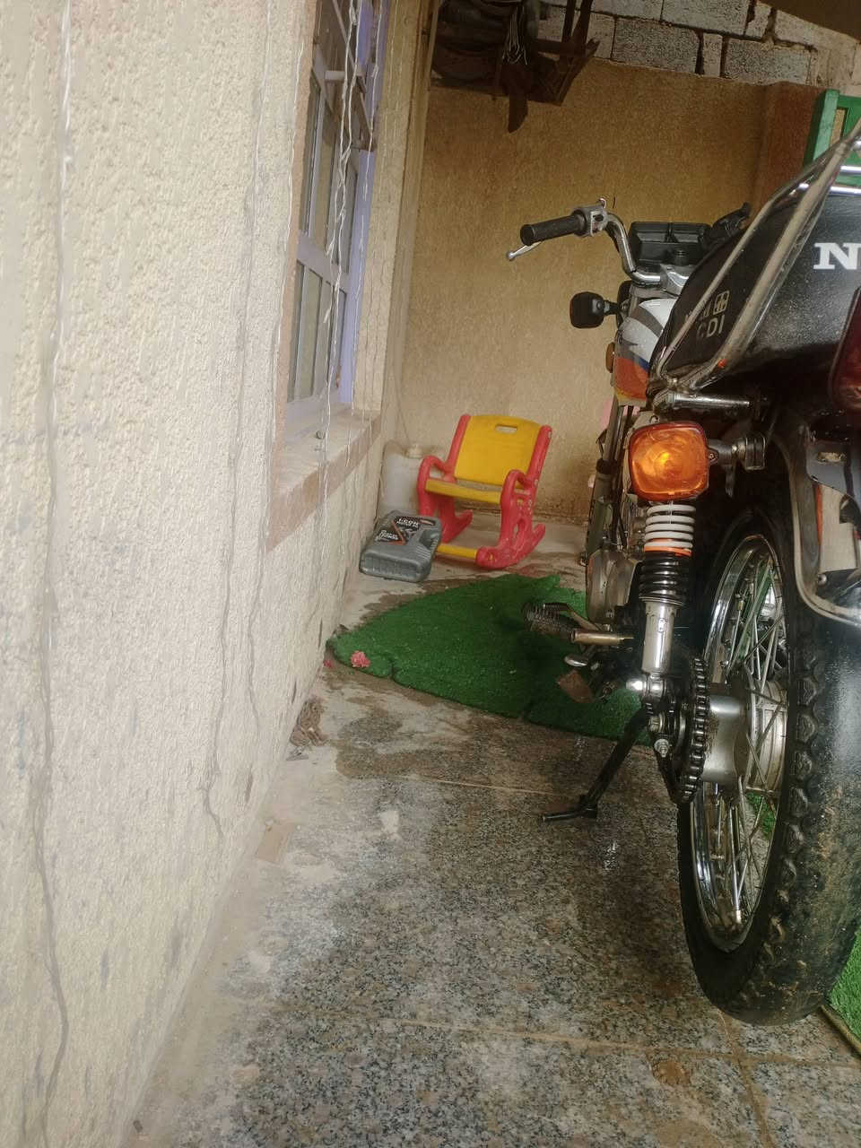 السلام عليكم
دراجة للبيع امتياز موديل 25 شهر ال7 بلادية للاخير حتة قبق لتفيلس ممفتوح بيهة صوت تفيلس مستحقة نقصهة لايت امامي حترگ واشارة خلفية فقط لباقي كلة نظيف سعر675 وبيهة مجال بسيط مكاني كربلاء الحر استفسار/***********/وبي واتساب
