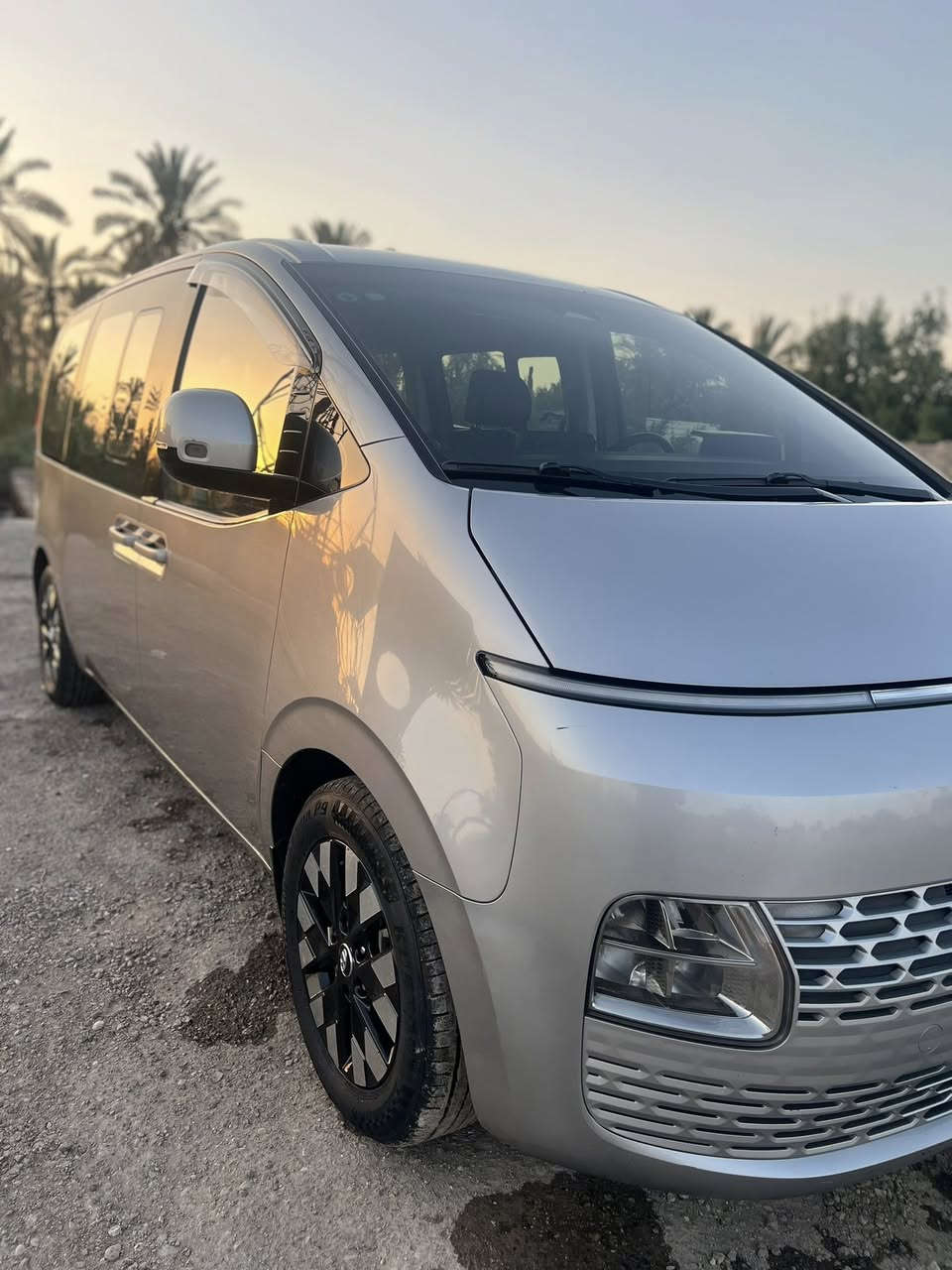 سلام عليكم للبيع اوً مراوًس بستاركس 

ستاريا 2023 اصل اوتماتيك رقم بصره انكليزي سنويه ل30 كفاله عامه كوريا والعراق حتى من الشخط فول موصفات بصمه رادار امامي وخلفي وجانبي لايت ثلجي بلاد عالي ناصي قياده ذاتيه وبعد بيه موصفات هواي مكينه جديده لا تبخير ولا تنقيص تبريد ثلج تخم تاير جديد امس شاده حداده الشركه سياره جديده اخت الزيرو مكاني بصره السعر 245 للستفسار***********
