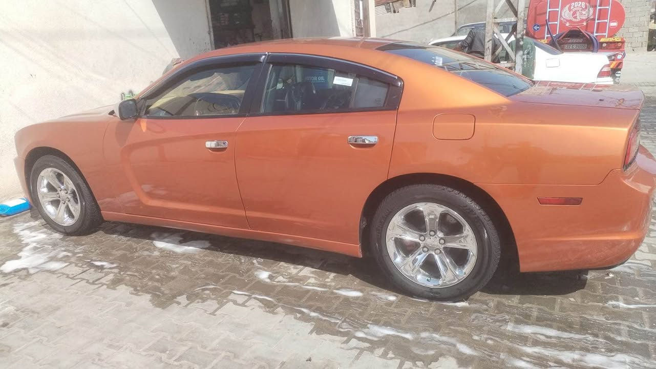 السلام عليكم
جارجر ١١
بدونه ضربه كنديه
3 قطع صبغ أثر خياس وبدايه القماره
عنوان البصره السعر ١٤٠ وبيها مجال
*********** مكلف بالنشر البصرة, العراق
