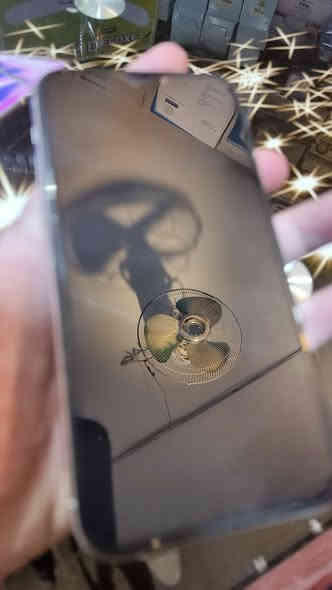 ايفون 11برو فقط
ذاكره 256
مستبدل بطاريه 
وشاشه اصلي 3خيارات 
 لون ابيض 
نضيف الجهاز للبيع او المراوس 
بغداد السيديه السعر ٢٤٠ وبي مجال بسيط جداً
للاستفسار ***********
