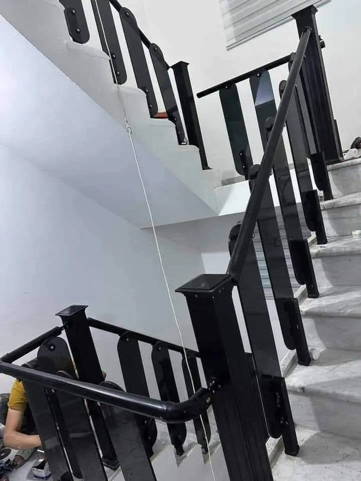 السلام عليكم عمل انواع المحجرات التركيه ألاصلي ضمان كرسته وعمل اسعار مناسبه مكان العمل الناصريه ***********
