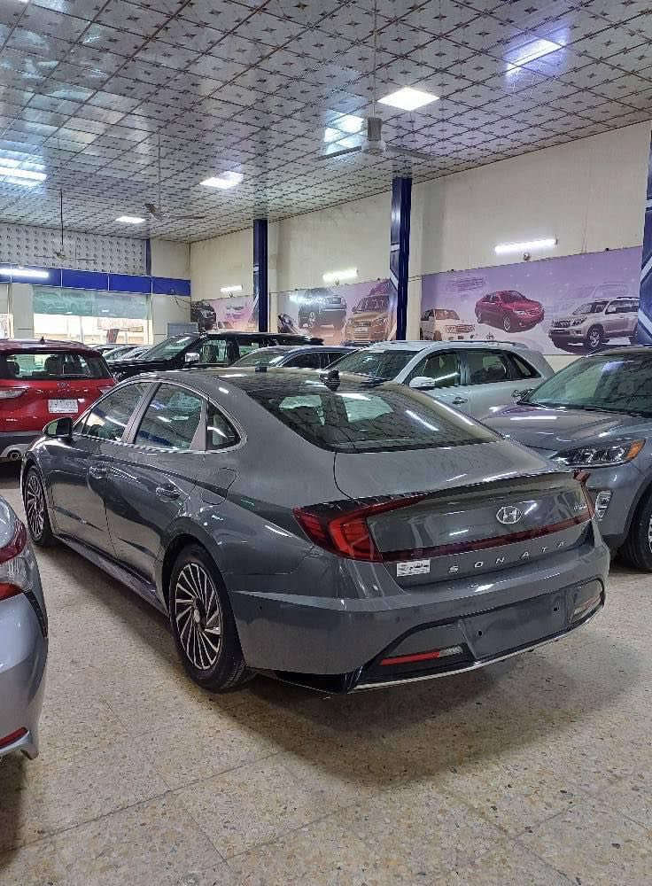 السلام عليكم سوناتا موديل 22 محرك 2000دوش فول مواصفات السياره جاهزه مرقمه بغداد تحويل مباشر 
اي نواقص مابيها خير من الله السياره 
سعرها 17500 $
***********
