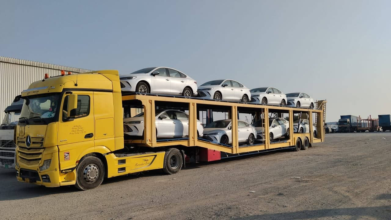 كل عام وأنتم بألف خير يتوفر سيارات بي واي دي جن بلاص ٢٠٢٥ زيرو دخول جديد بصمة وكارت يمشي ١٢٠٠ حقيقي السعر ١٣٠ ورقة عليك فقط تسجيل المرور إتصال *********** ابوحسين
