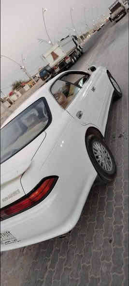 سياره مارك 2 مديل 2000 مصبوغه عام بسمي سنويه 2026 تبريد شغال محرك 2 ونص حداديه جديده رقم الهاتف *********** السعر 68 وقبل التفاوض
