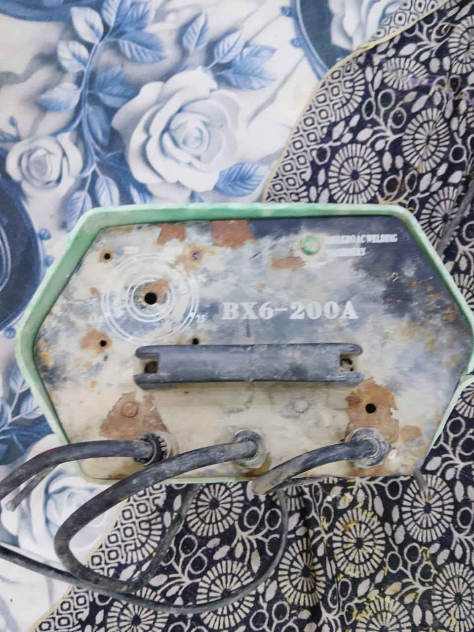 سلام عليكم عندي هاي المكينه ريد بيعه
شكد تسوى ومكاني بالعماره ***********
