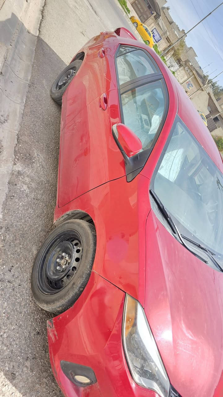 سلام علیکم کوریلا مودیل 2016 _S فول مواصفات بس مابی سلاید بشرط کیر ومحرک تایرات جدید و صدر جدید سنەوی حتی 2027 بی دفتر بنزین ضرر بی کدام جاملغین و بونید  
120بی مجال 
***********
