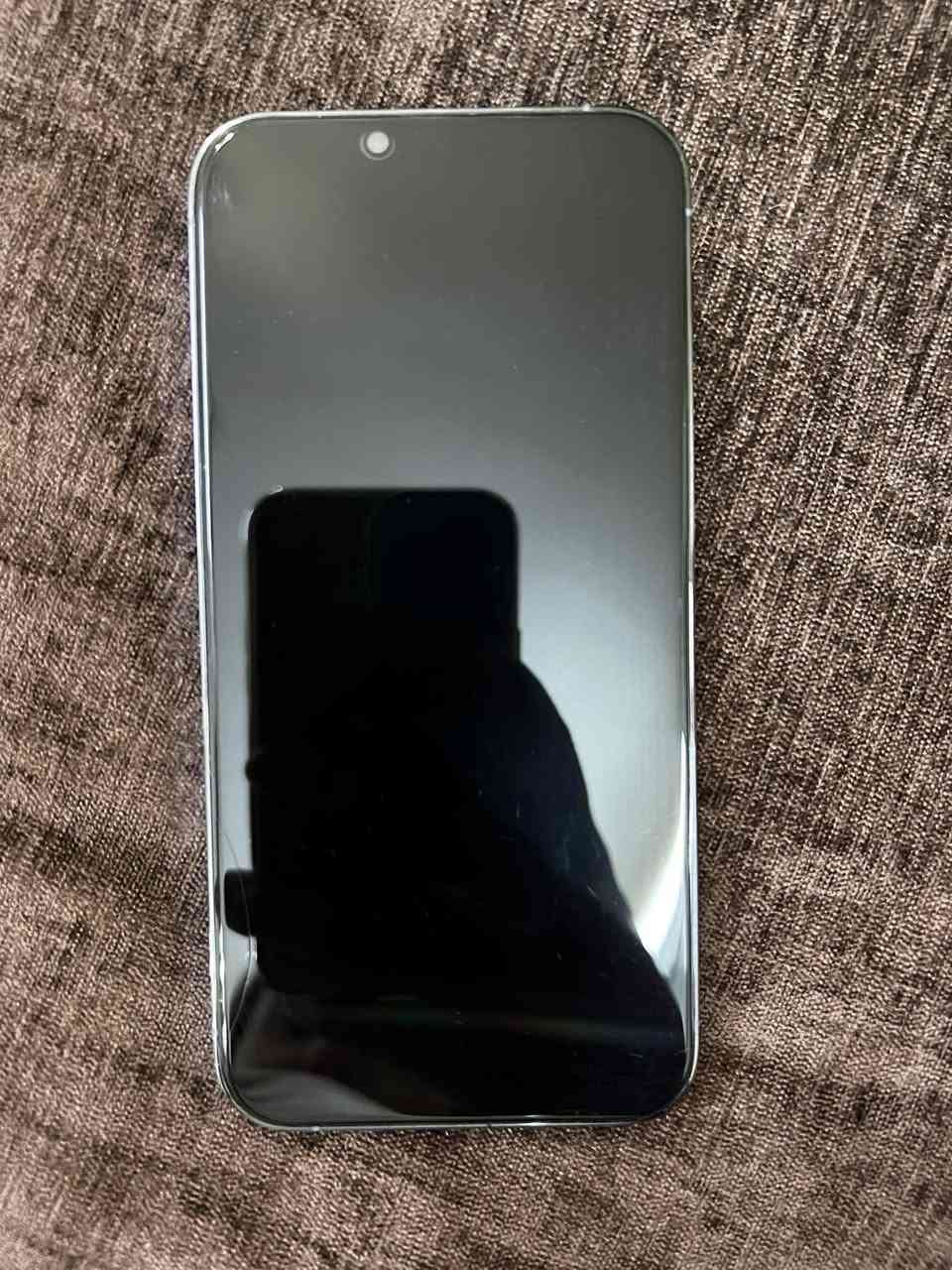 سلام عليكم من رخصه الادمن عندي ايفون 13 promx  مراوس  بدراجه  تي ماكس 7 /8 حلوه ونضيفه جهاز ممفتوح وبي عيب واحد من تتصل ابلغك بي 
***********
