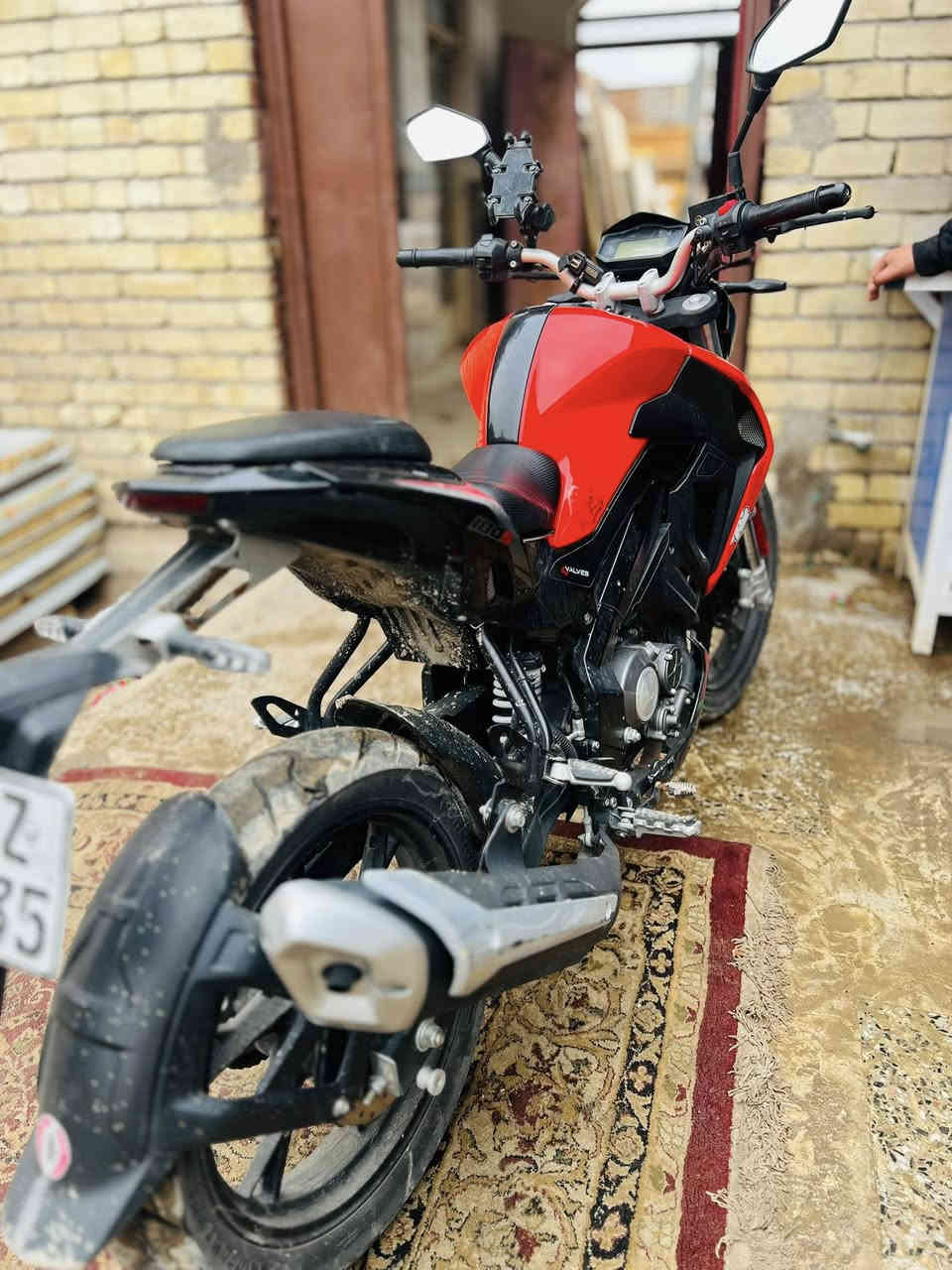 سلام عليكم دراجه بنلي محرك 180cc موديل 21 دراجه كفله عامه سعر 3100 وبيه مجال تيرات جدد دراجه صنع ايطالي مو صيني  دراجه ماشيه عشرين الف مكاني بغداد مدينه الصدر ***********
