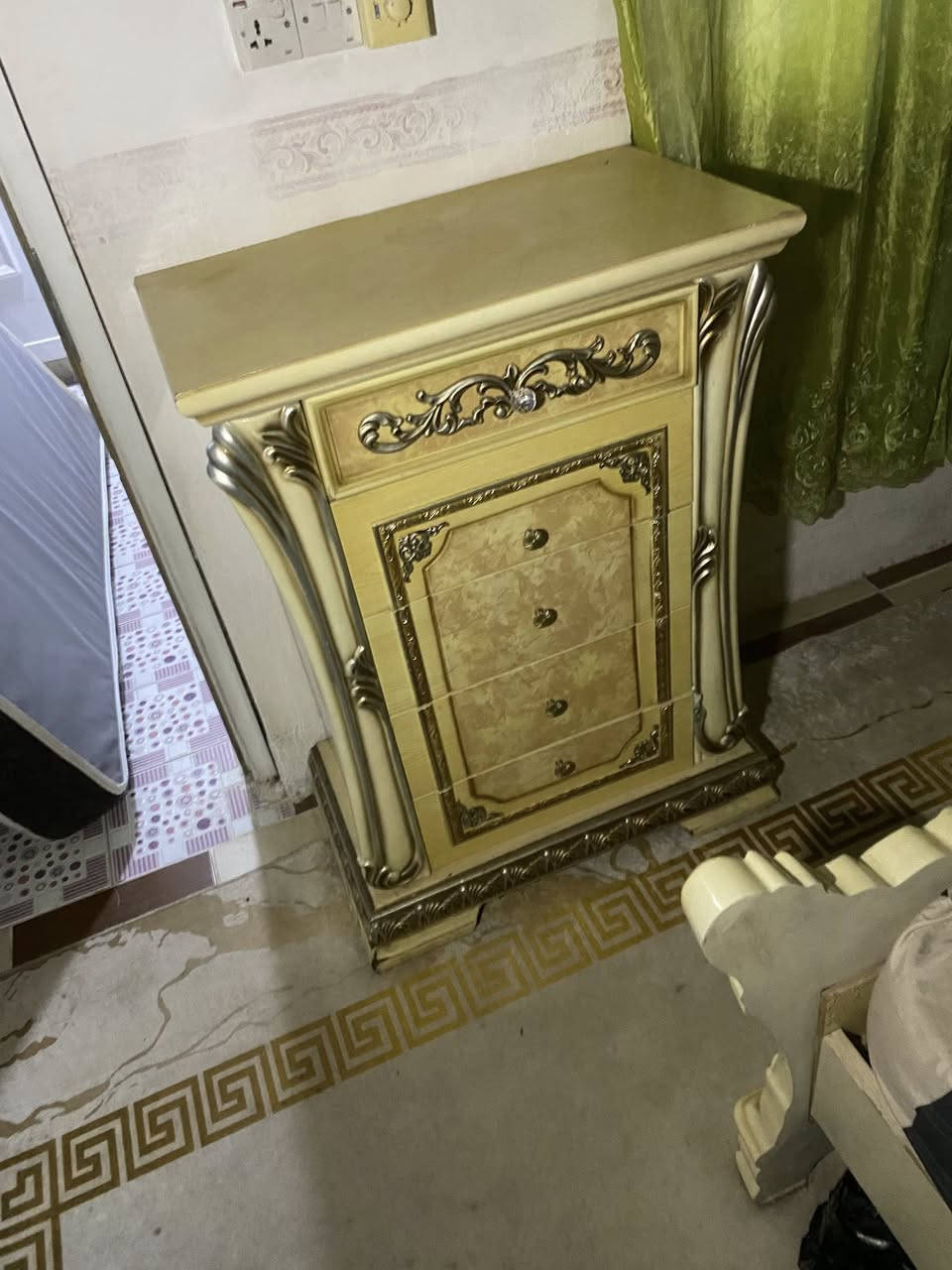 غرفت نوم كلش نضيفه سعره ٣٠٠ الف. اكو مجال بل سعر


**إذا كنت صاحب هذا الإعلان وتريد حذفه لأي سبب، رجاءا أرسل رسالة إلى الدعم الفني**