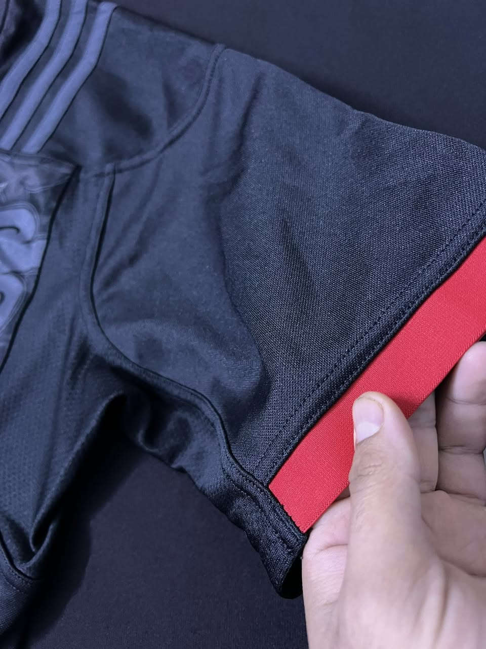 adidas 
وكاله اصلي قطعه تحفه
نظافه تامه 
القياس L


**إذا كنت صاحب هذا الإعلان وتريد حذفه لأي سبب، رجاءا أرسل رسالة إلى الدعم الفني**