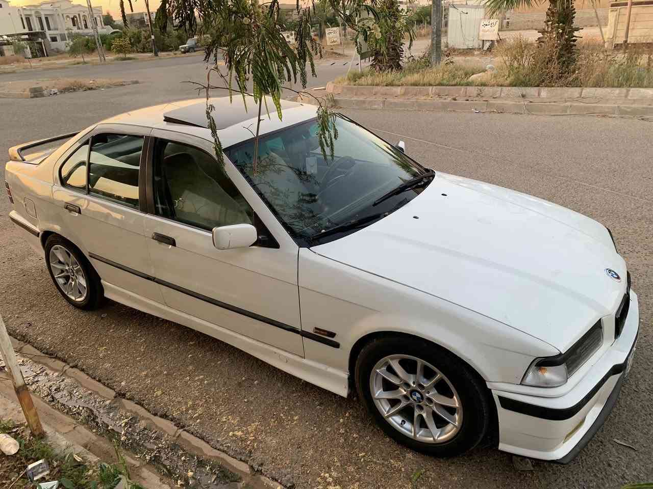 السلام عليكم ورحمة الله 
Bmw e36 للبيع
- رقم اربيل شرط التحويل
- بيها كوبون بنزين
- محرك بلاد 318 شرط اقتصادي ونشط
- كير عادي
- سقف سلايت طكتين
- دعاميه اماميه وخلفيه m
- دوسات جانبيه m
- شباك عطر نفخ m
- ويل كروم اصلي e39
- لايت عدسه + حلقات + زينون
- حاجب لايت m
- السياره تبريد بس عاطل (يحتاج بواري مال غاز )
- كيجات كله شغاله شلع
- جامات كهرباء
- باتري جديد
——— السعر 42 ورقه وبيها مجال ———-
مكاني كركوك ***********

