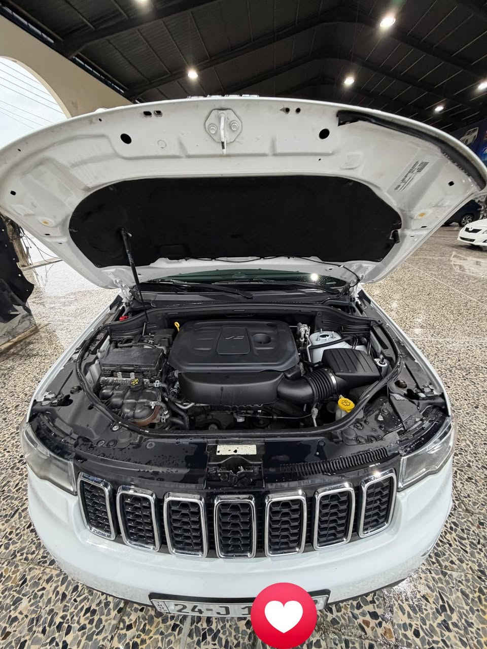 جيب موديل Limited 2020
سياره مكفوله من كلشي حتى الدعاميات
صور السونار مرفوقه 
رقم دهوك سنوية بسمي
هزه جديده سنويه جديده V6 3600
ماشية 80mi 
-ماوس وضيعات قياده
-فتحه سقف بانوراما
-كشنات جلد 
-رادارات  360
-تشغيل عن بعد 
-بصمه
-شاشه جبيره 
-كامره  دواره
-تحكم سترين
-كشنات خزن
-هيتر مري
-لدات صباحيه
-صندوق كهرباء
-كشنات تدفئه تبريد 
توقف ذاتي
كلش هواي بيها مواصفات معروفه ال لمتد 
السعر 270 وبيها مجال حك الجيه
بغداد المنصور 
***********
