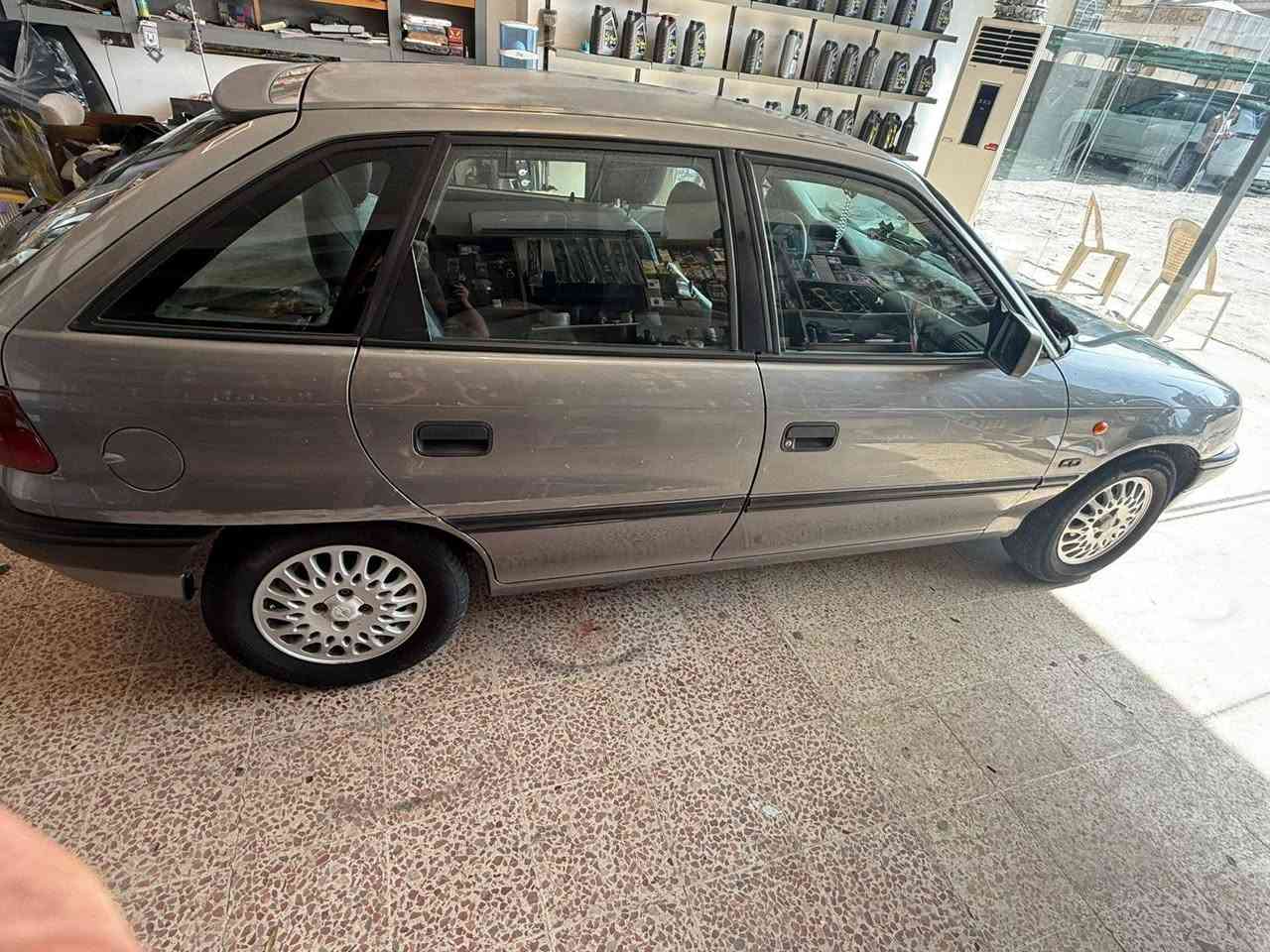 اوبل استرا موديل ١٩٩٣ موارد ياباني 
محرك ٢٠ 
كير اوتوماتك 
تبريد 
سياره بلا صبغ 
رقم نينوى مسطره جديد 
سياره كامله بلا نقص 
مكان سياره موصل / معرض الفاتح 
السعر ٤٨ مجال بسيط موصل, نينوى


**إذا كنت صاحب هذا الإعلان وتريد حذفه لأي سبب، رجاءا أرسل رسالة إلى الدعم الفني**