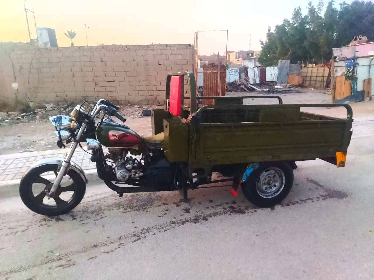 سلام وعليكم ورحمه الله وبركاته
ستوته للبيع موديل 2018 مكاني ديوانيه 
حي العسكرية الأصل ***********
