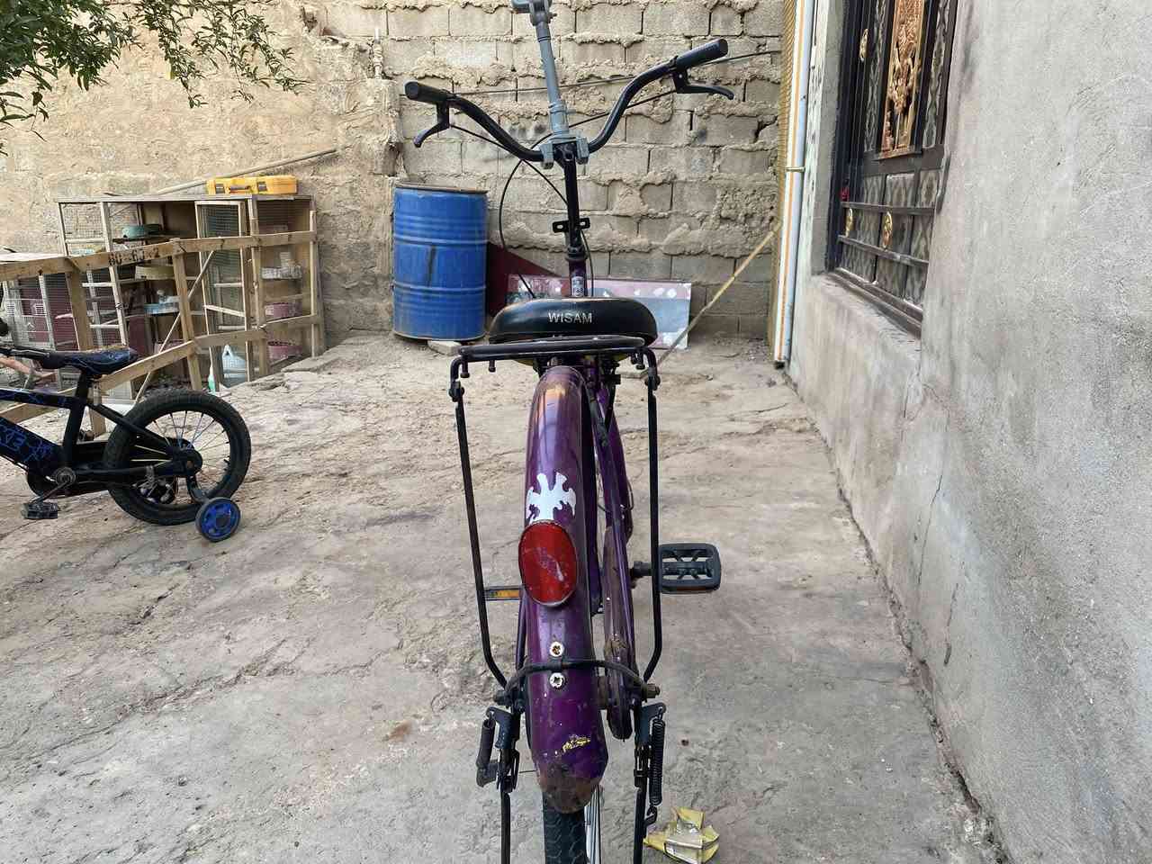 سلام عليكم باسكل بناتي لون بنفسجي جديد عوزة بس هوة تايرات سعر 90 وبي مجال مكاني بغداد المعامل رقمي ‭0775 937 3408‬
