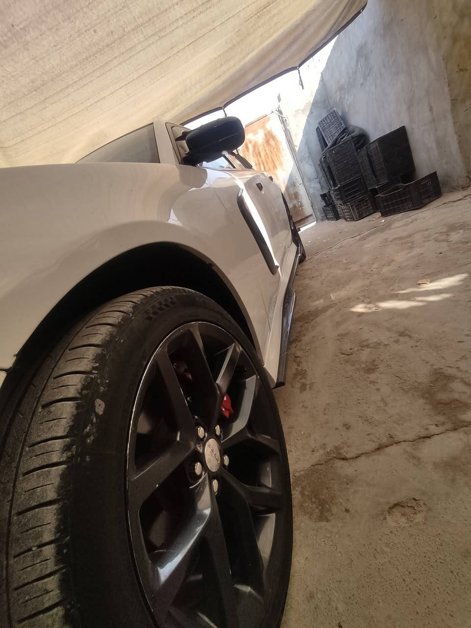 السلام عليكم شارجر للبيع موديل 17 اصل بيع مستعجل هذا رقمي***********
