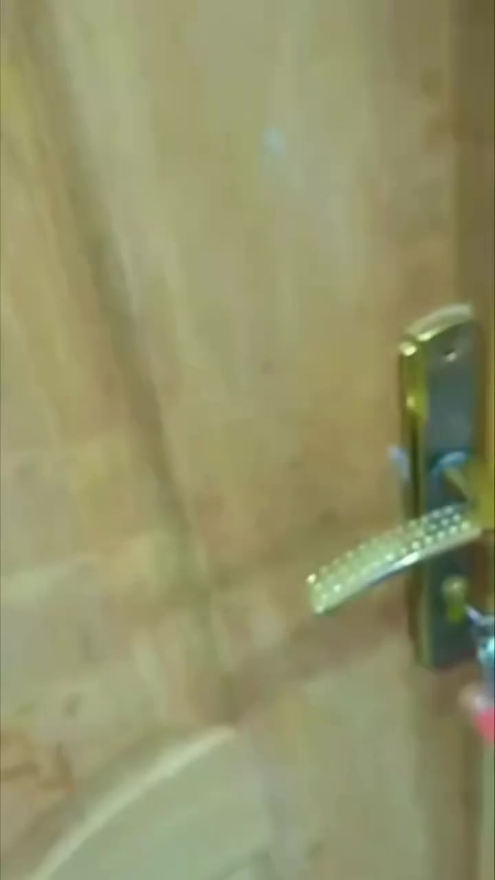 غرفه اخشاب تركي ملكيه للبيع 9 قطع اخت الجديده الكنتور ركن كامل والجربايه هم ركن كامل  نضيفه كلش العنوان حله شارع 100 الجديد الإستفسار خاص


**إذا كنت صاحب هذا الإعلان وتريد حذفه لأي سبب، رجاءا أرسل رسالة إلى الدعم الفني**