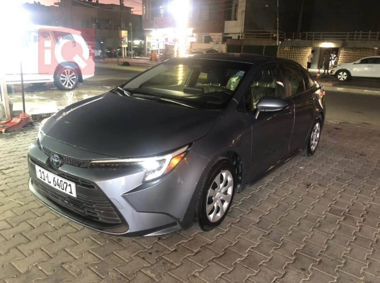 ماشيه ٤٧ الف ميل 
حادثها الصندوق الخلفي 
السعر ١٦٢ و بيها مجال 
للاستفسار 
***********
*********** بغداد, العراق
