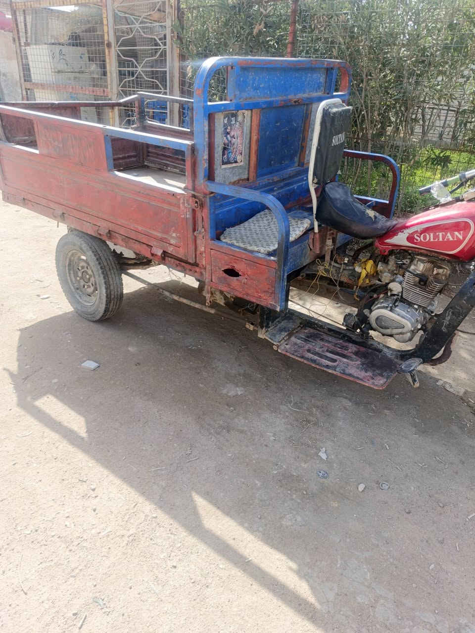 سلام عليكم بدون اوراق مكفولة عشائر ٣٥٠قفل ***********
