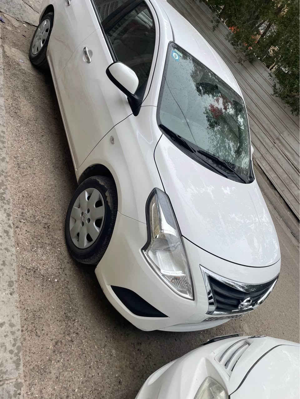 سلام عليكم 
نيسان صني هنديه مكفوله من كل شي بس شبر ونص بارد بالباب موديل 2024 رقم بغداد انگليزي وسعرها 113 ورقه مكانها بغداد العبيدي***********بيع فقط بغداد, العراق
