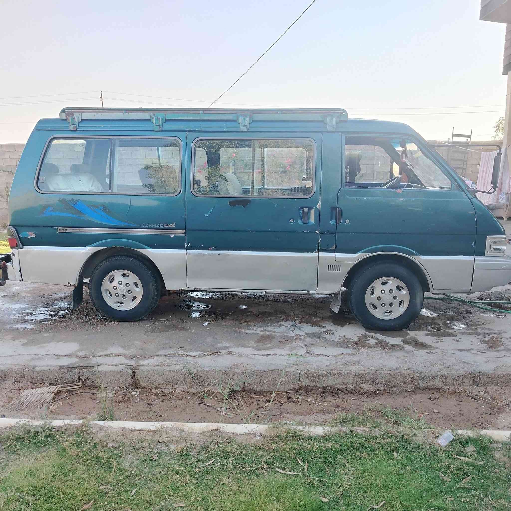 للبيع كيا بستا موديل ٩٥ سياحي رقم بغداد مصفره هيئة ومرور تحويل ثاني يوم او وكاله مكفوله مكينه وكير اكسل تخم تاير جديد شواصي مكفولات سياره جاهزه من كلشي صدر بور مشط رقم الشاصي بلادي نضيف  ديالى بعقوبه ***********

