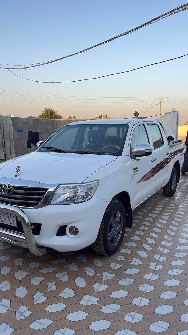 بيكم هايلوكس 2012 فول مواصفات كير وتماتيك مكفوله رقم بصره مشروع وطني سنويه جديده محرك كير اكس حداديه شرط سعرر170الشراي يتصل***********
