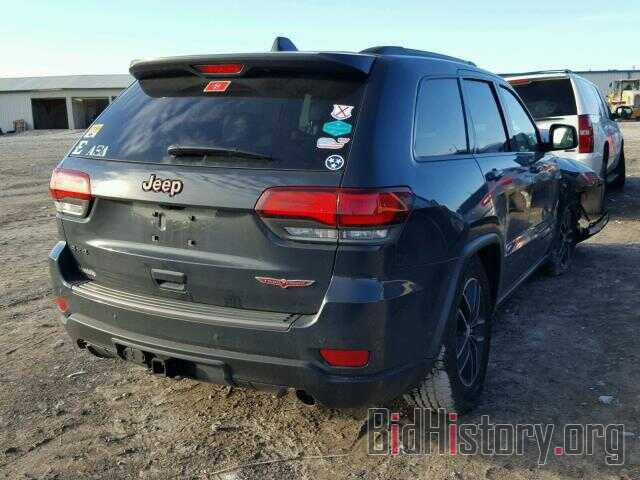 بيع او مراوس
جيب گراند شيروكي 
موديل 17 تريل هوك فول مواصفات 
السعر 210 
للتواصل الاتصال على الرقم 
***********
