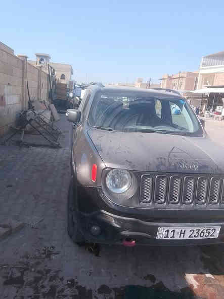 ابيع بدون تصليح كازكيت بيها٢٠١٨
تريل هوك 

حره بسمي 

فقط كازكيت حادثها غرق لدوسة

رقم بغداد
***********
