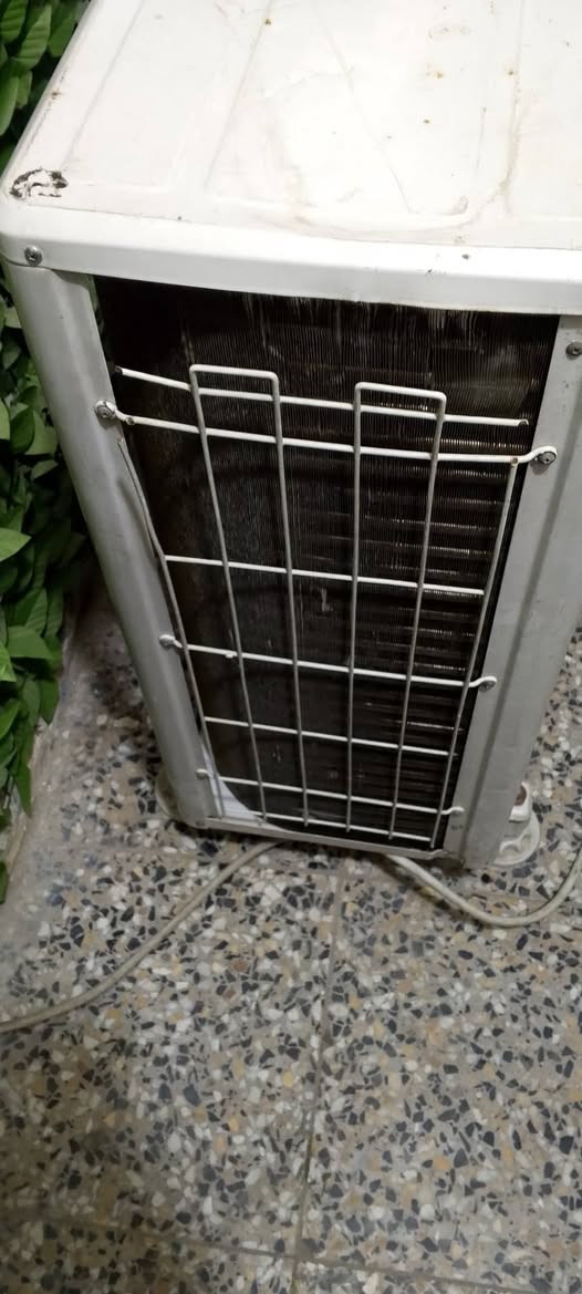 ‏السلام عليكم اخوان للبيع سبلت 3طن نوع TCLنضيف   تبريده ثلج ❄️☃️🧊+ تدفئه 🔥🐦‍🔥❤️‍🔥 كامل ملحقاته بواري  وايرات ريمونت السبلت غازه مالت الشركه مقفول بي غازةR22  كامل معى الشد والنقل جميع مناطق بغداد 
‏سعره 600الف  العنوان بغداد ة حي اور 
‏*********** متوفر واتساب
‏***********
